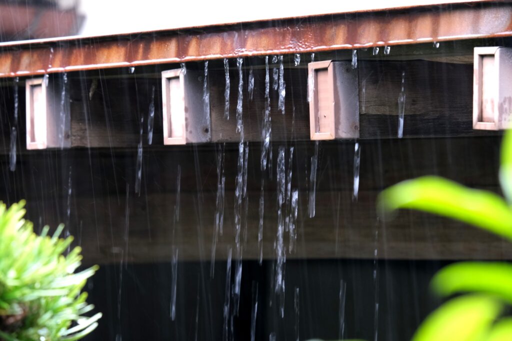 外壁塗装で役に立つ雨漏り要因TOP10【青森市,五所川原市にお住まいの方必見！】