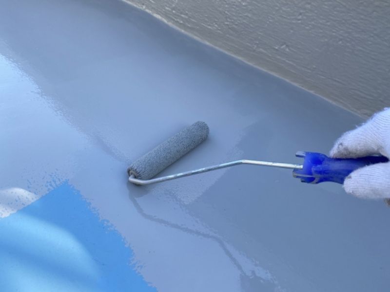 ベランダのFRP防水は何年持つ？床の色あせやざらつきが気になったら読みたいお手入れの基本
